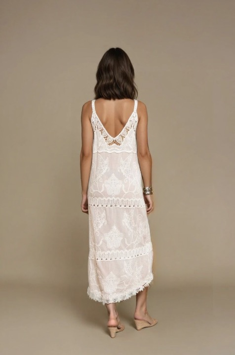 Robe midi en dentelle de coton blanche, esprit couture